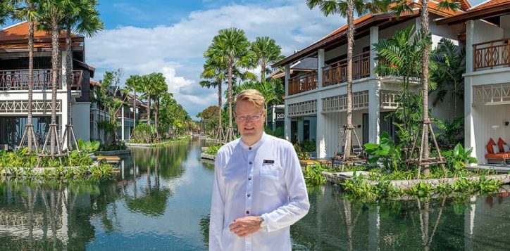 general-manager-grand-mercure-khaolak-bangsak1