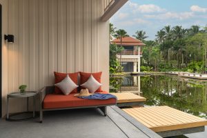 Tranquil Waterside Retreat : Deluxe Room