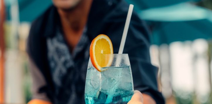 thailand-khao-lak-grand-mercure-khao-lak-fb-drink-cocktail-staff-2023