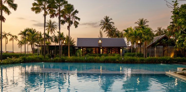 green-mango-restaurant-khao-lak-beachfront-restaurant-thai-cuisine-2