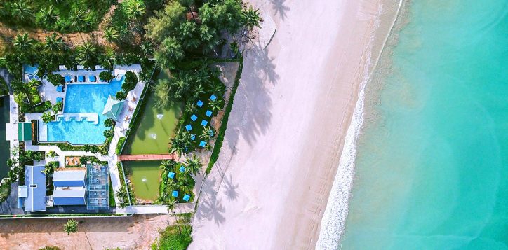 khao-lak-beachfront-resort-2